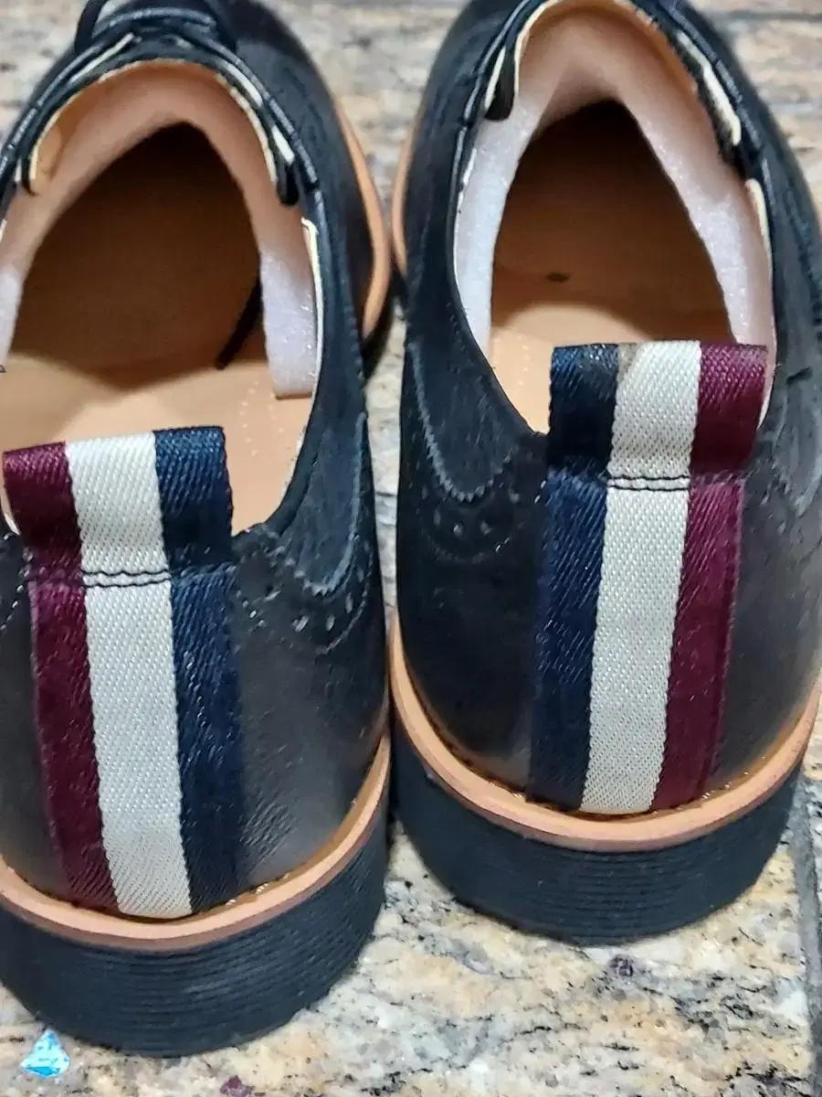 260 새상품 남성 캐주얼 삼선 가죽 윙팁