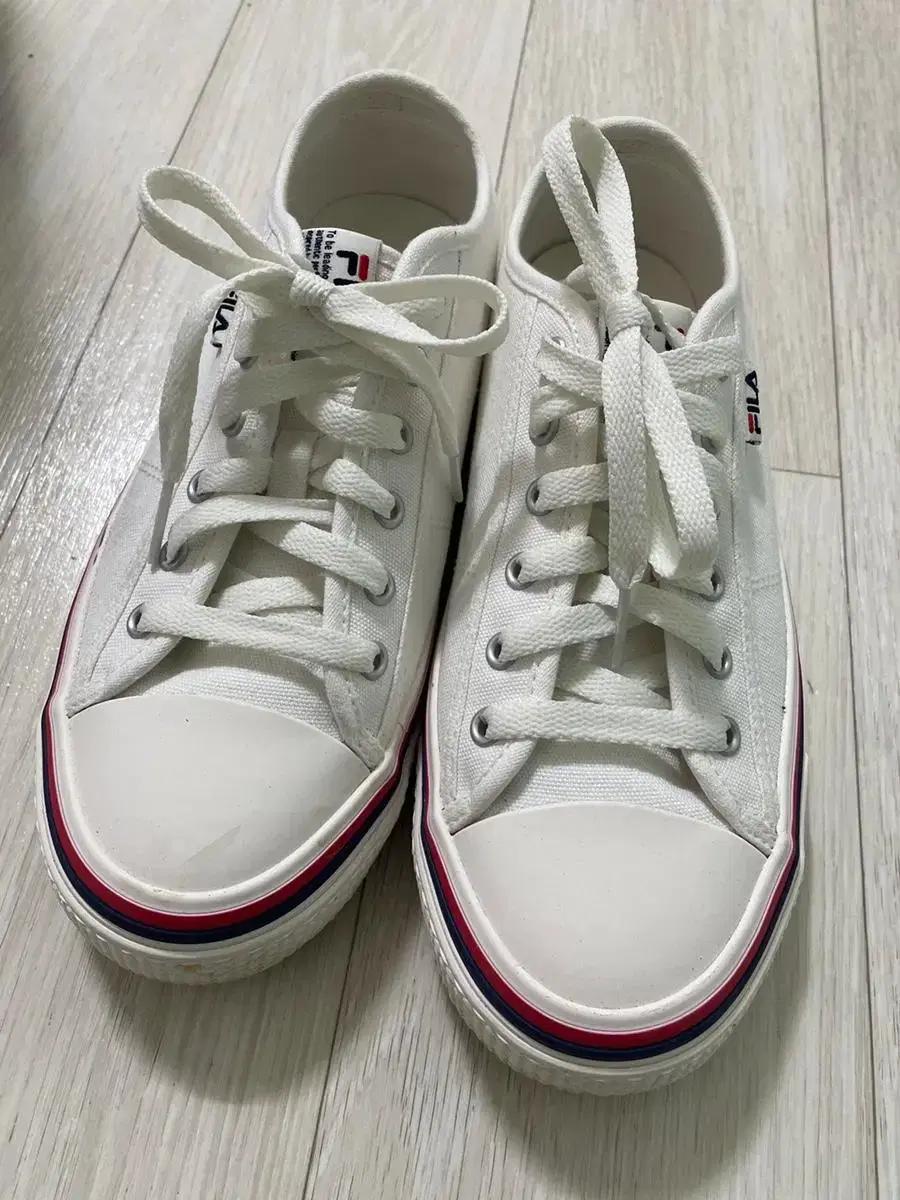 반택포) 필라 스니커즈 화이트 여성화 240