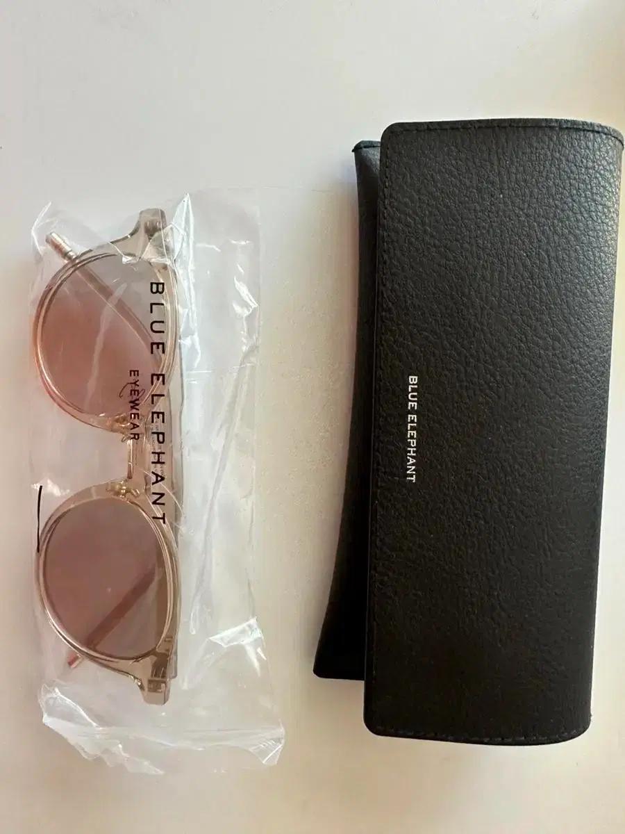 블루엘리펀트 안경