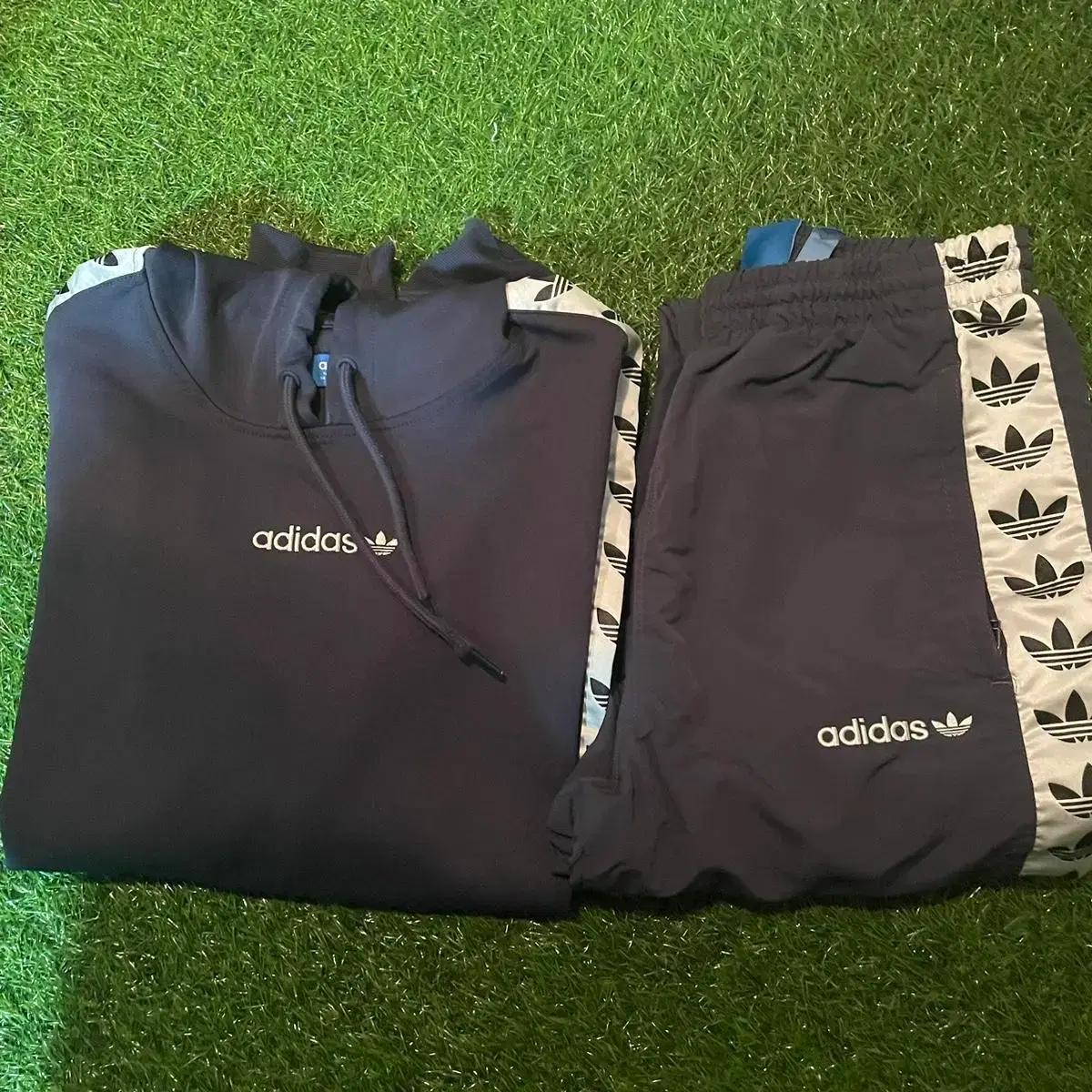 아디다스 트랙팬츠&트랙후드 세트