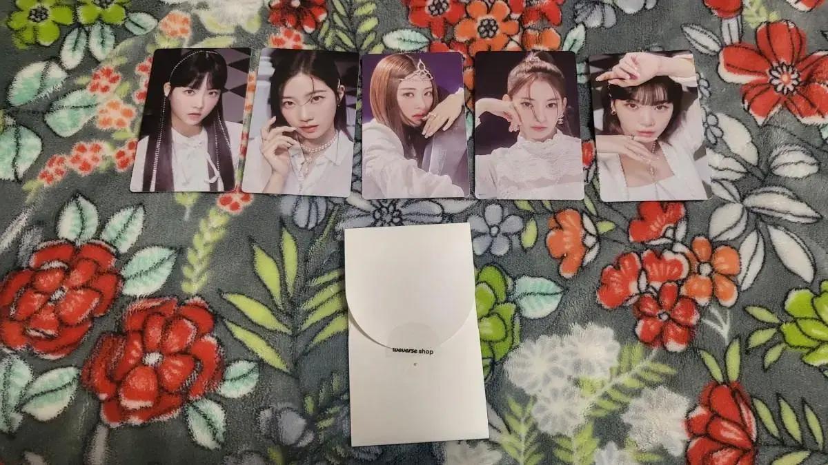 르세라핌 피어리스 위버스 특전 세트 양도