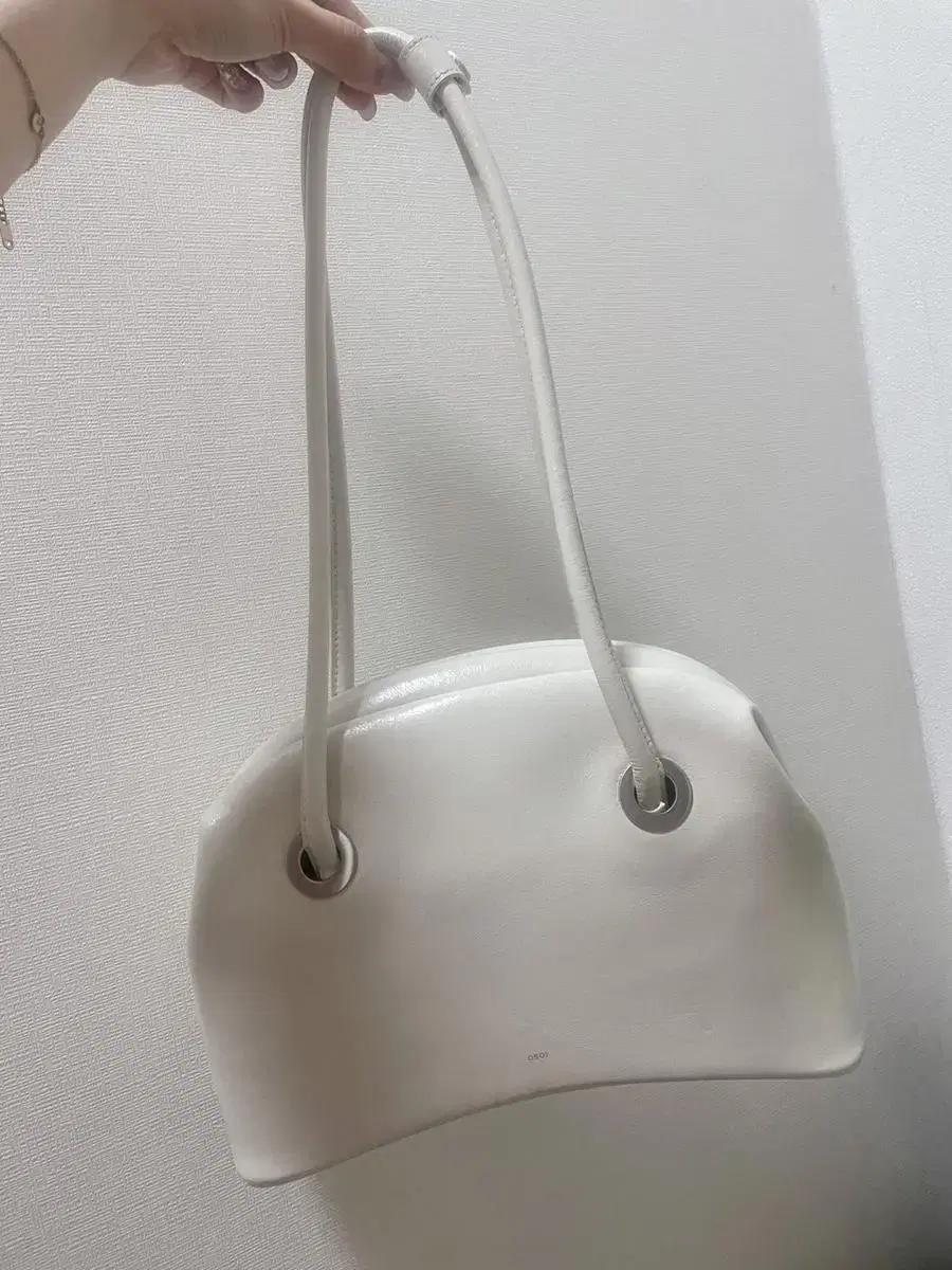 오소이 써클브로트백 osoi circle brot bag (white)