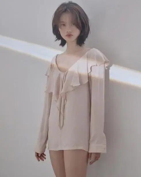 오프닝 넘버 블라우스 (새상품 무료배송)(핑크)