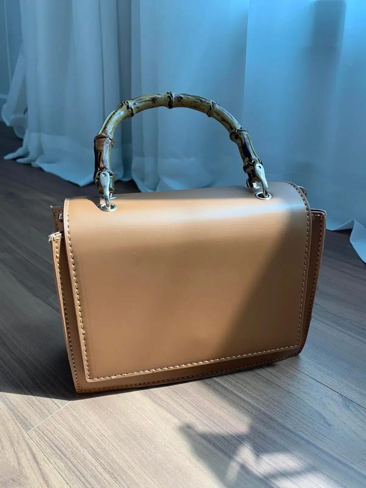 새상품 출근 데일리 여성 가방 봄코디 크로스백