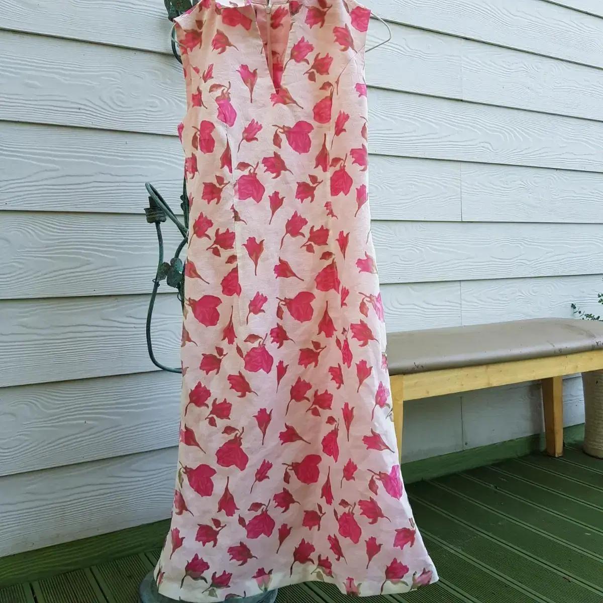 화사한 롱원피스 마소재