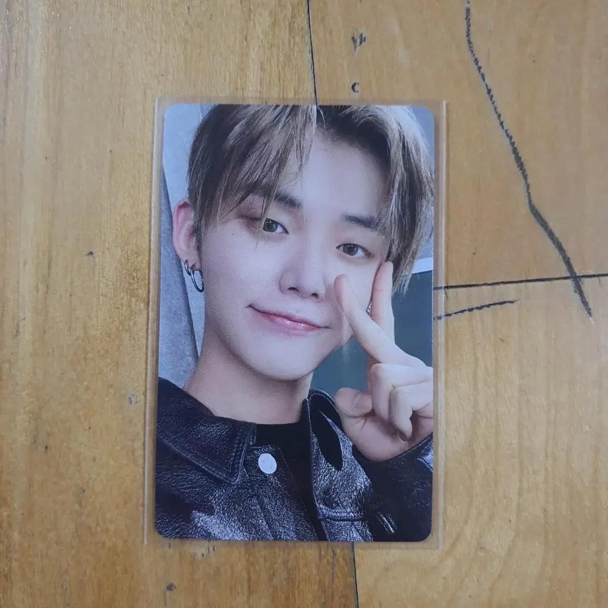 TXT 투바투 연준 GBGB 팝업스토어 특전 포카 판매