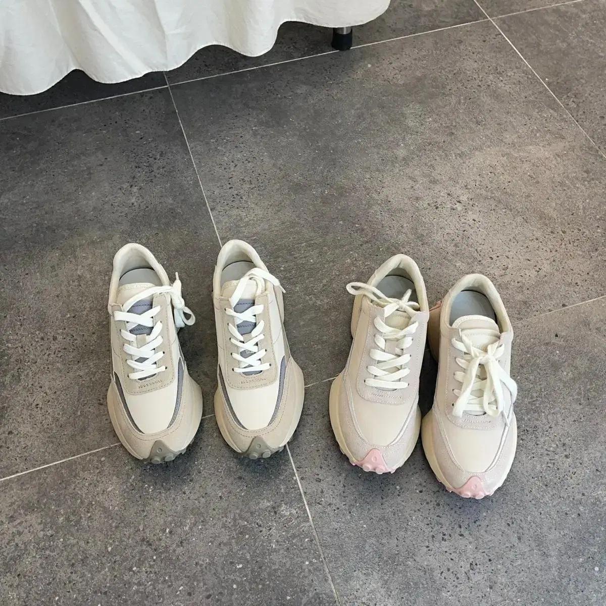 [무료배송]고급의류(새상품) 가죽콤피키높이스니커즈데일리운동화 슈스타