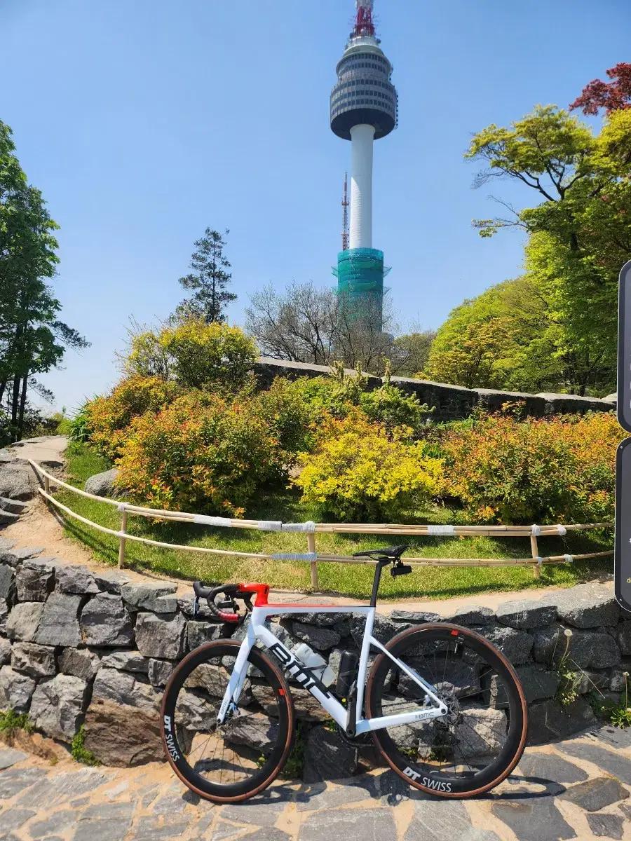 BMC slr01 mod 화이트 56사이즈 팝니다
