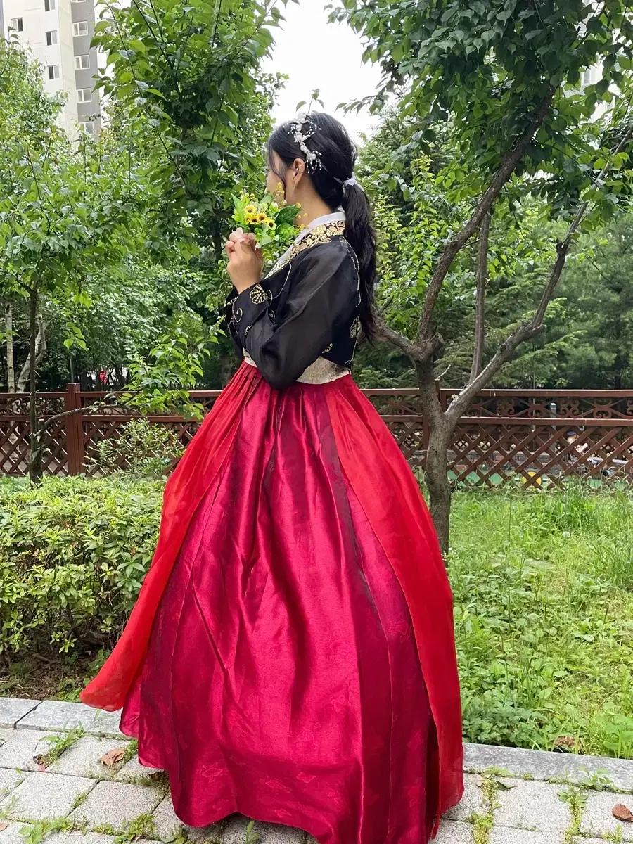 레드벨벳(톡톡튀는개성연출)졸업사진대여