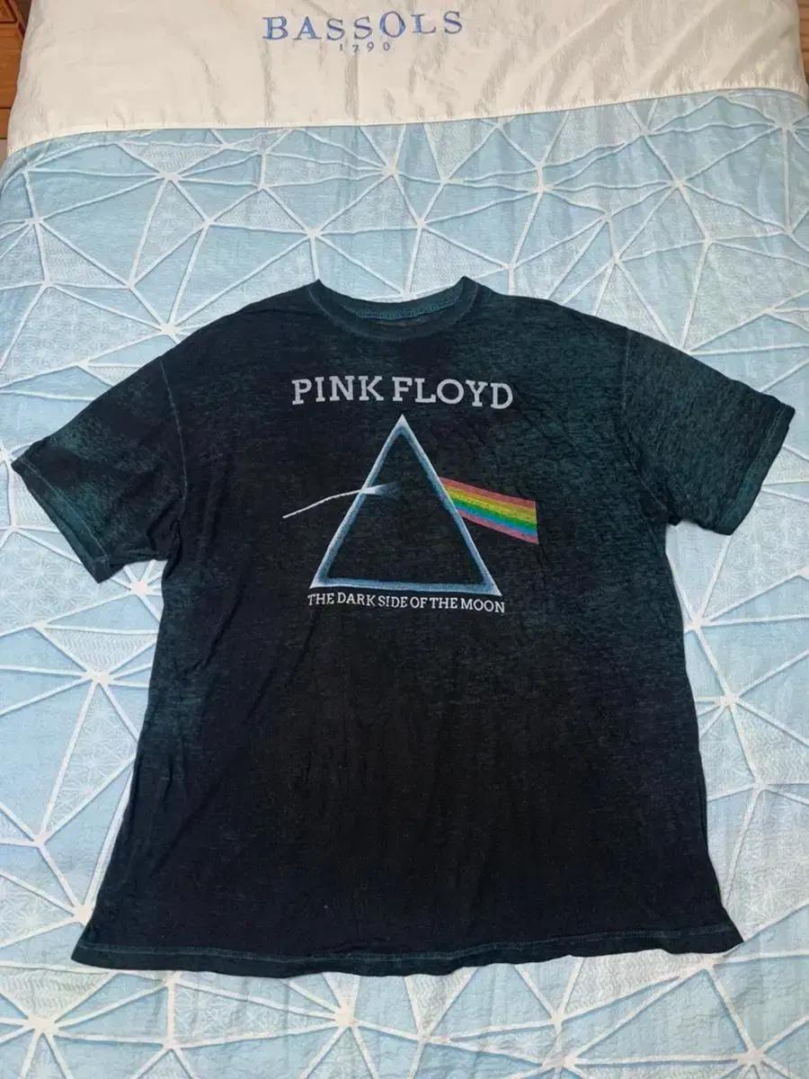 Pink Floyd 의 오리지널 밴드티셔츠 입니다