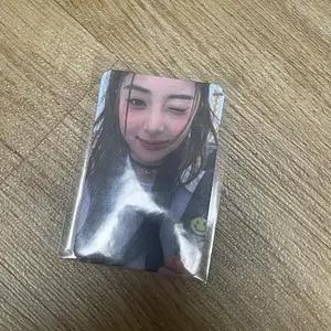 르세라핌 허윤진 포카