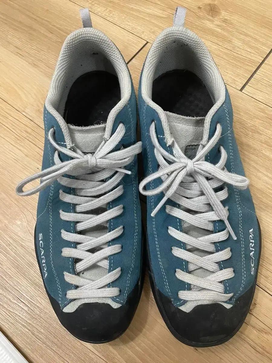 스카르파 레이크블루 42