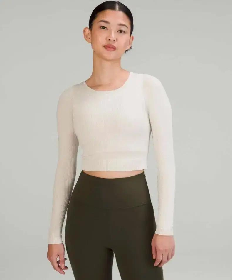 새상품) 룰루레몬 에브 투 스트리트 크롭 롱슬리브