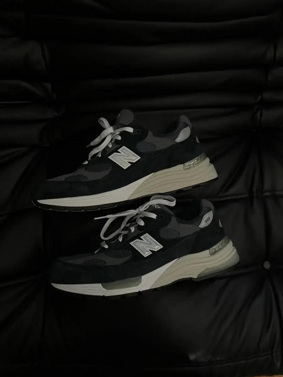 가격내림..뉴발란스 992 네이비