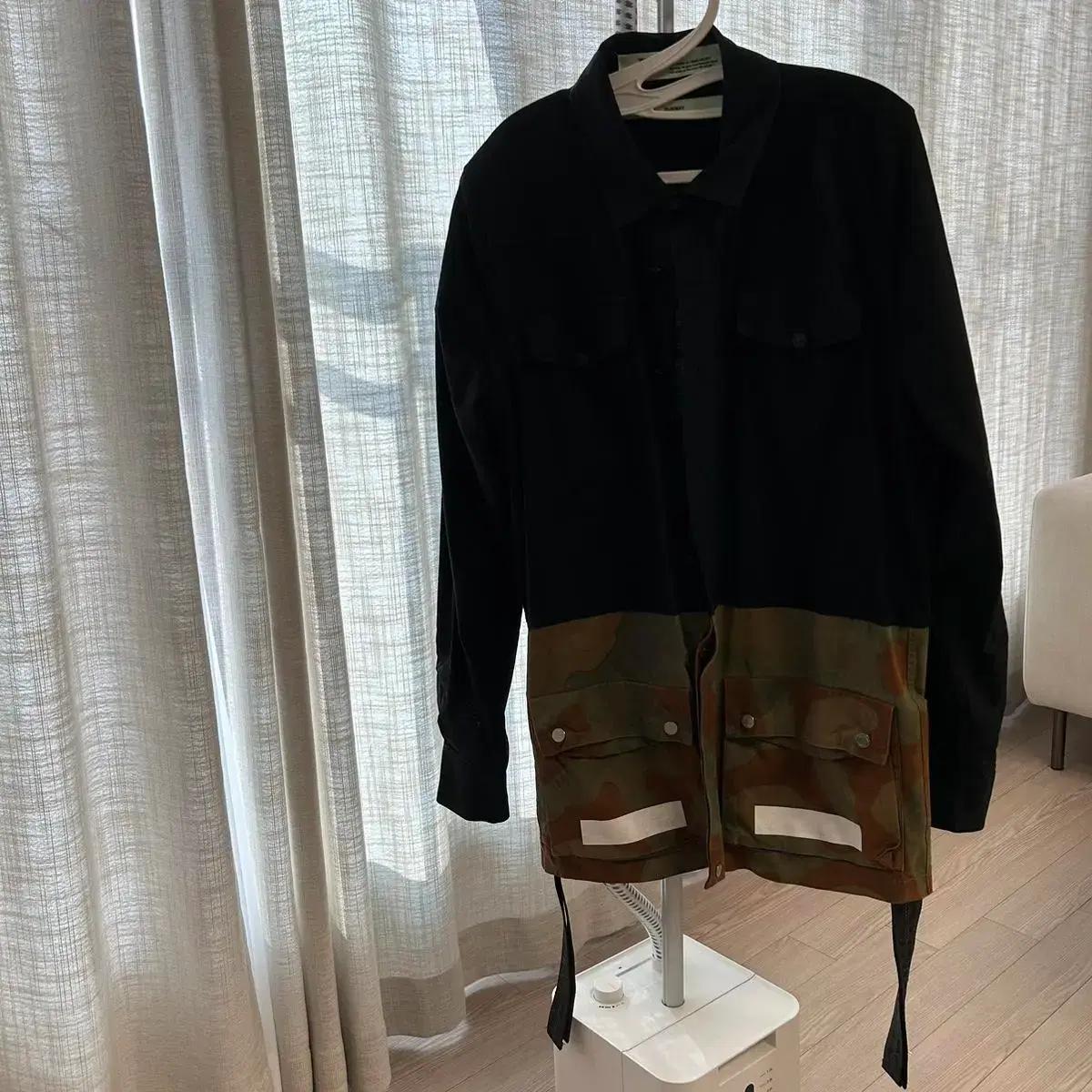 오프화이트자켓