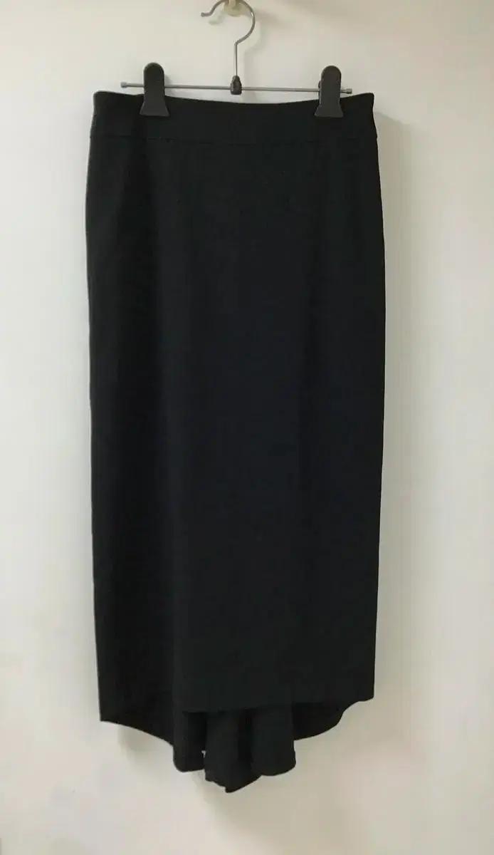 L'ALTRAMODA 블랙 머메이드 스커트 40