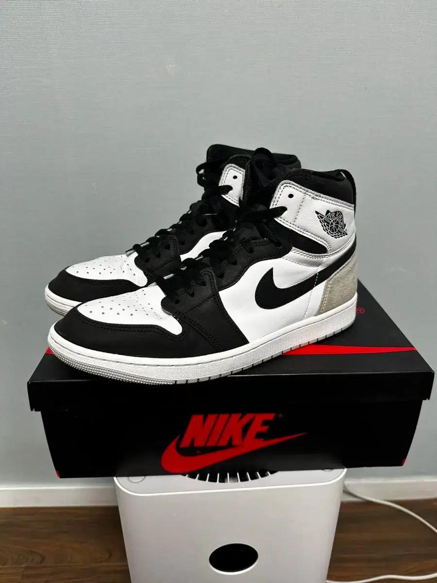 Jordan 1 Retro High OG Bleached Coral