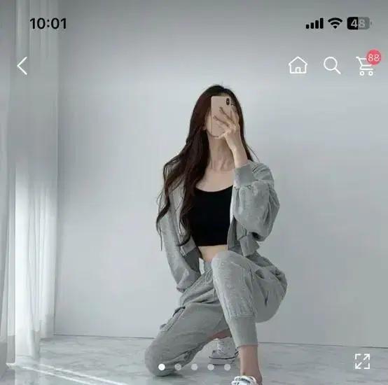 [교신가능]에이블리 꾸안꾸 트레이닝 크롭후드집업 포켓조거팬츠 세트 그레이