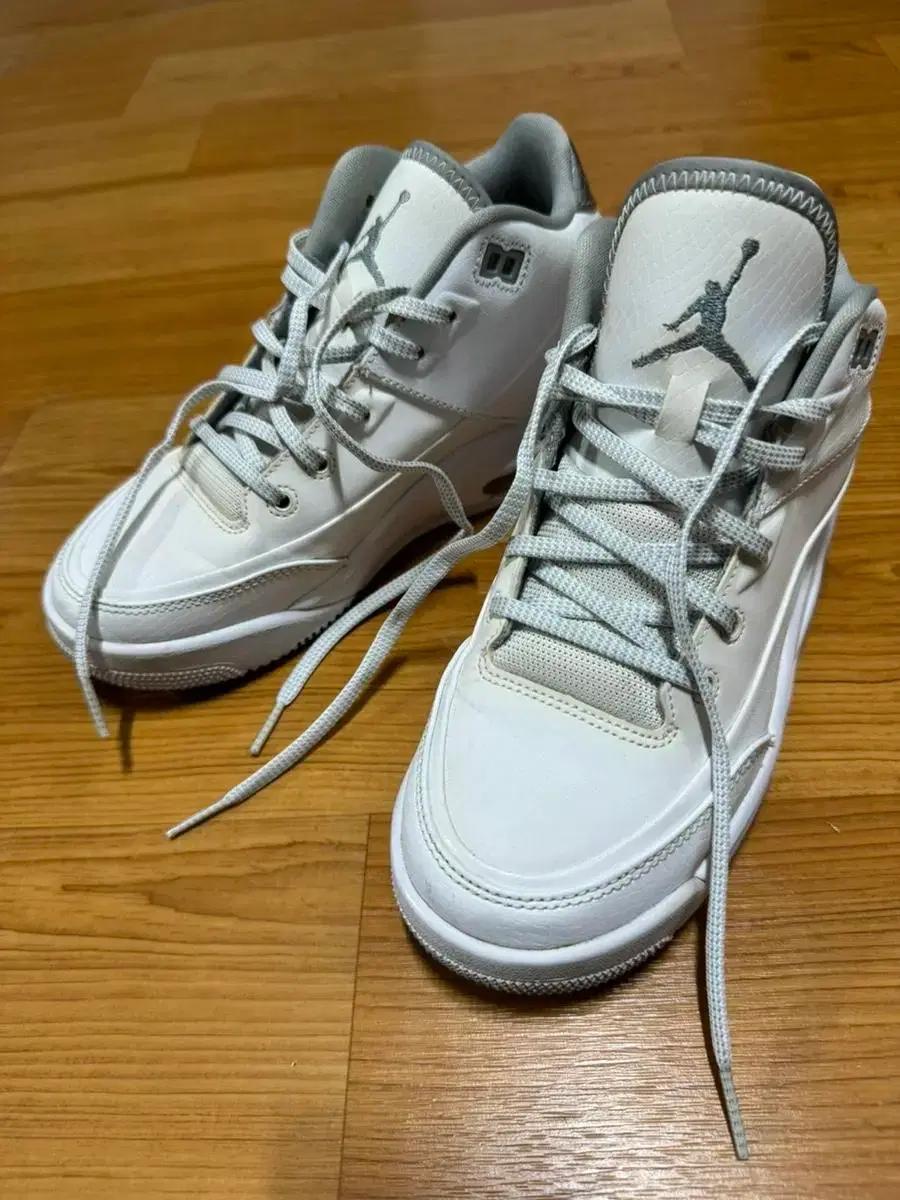 나이키 GS 에어조던 플라이트 오리진 3 235 팝니다