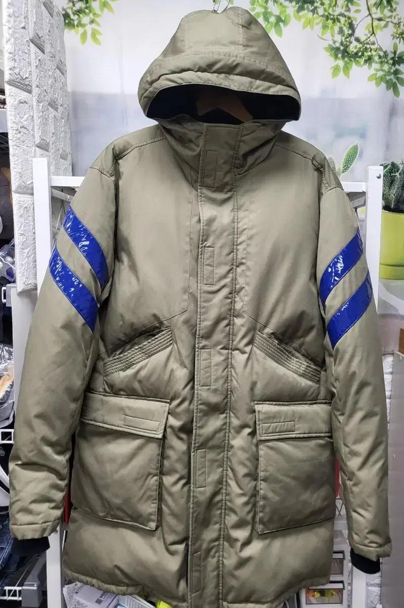 코너스 KONUS 라인포인트 다운패딩 롱자켓 남성패딩 야상패딩 (100)