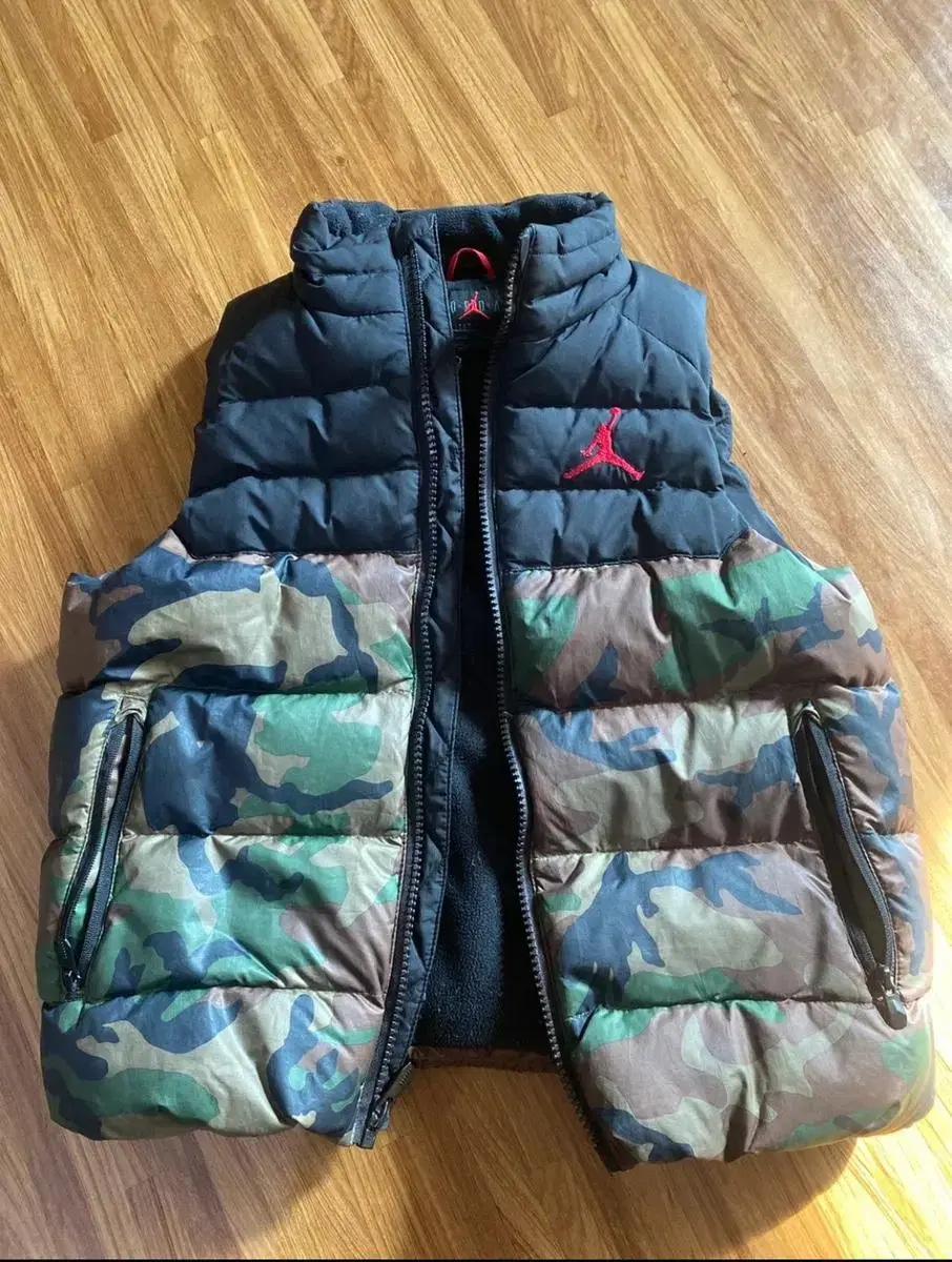 나이키패딩조끼