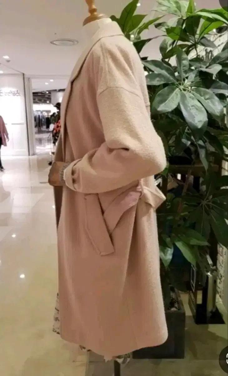 새옷 S , M 싱글 봄 코트 써스데이아일랜드