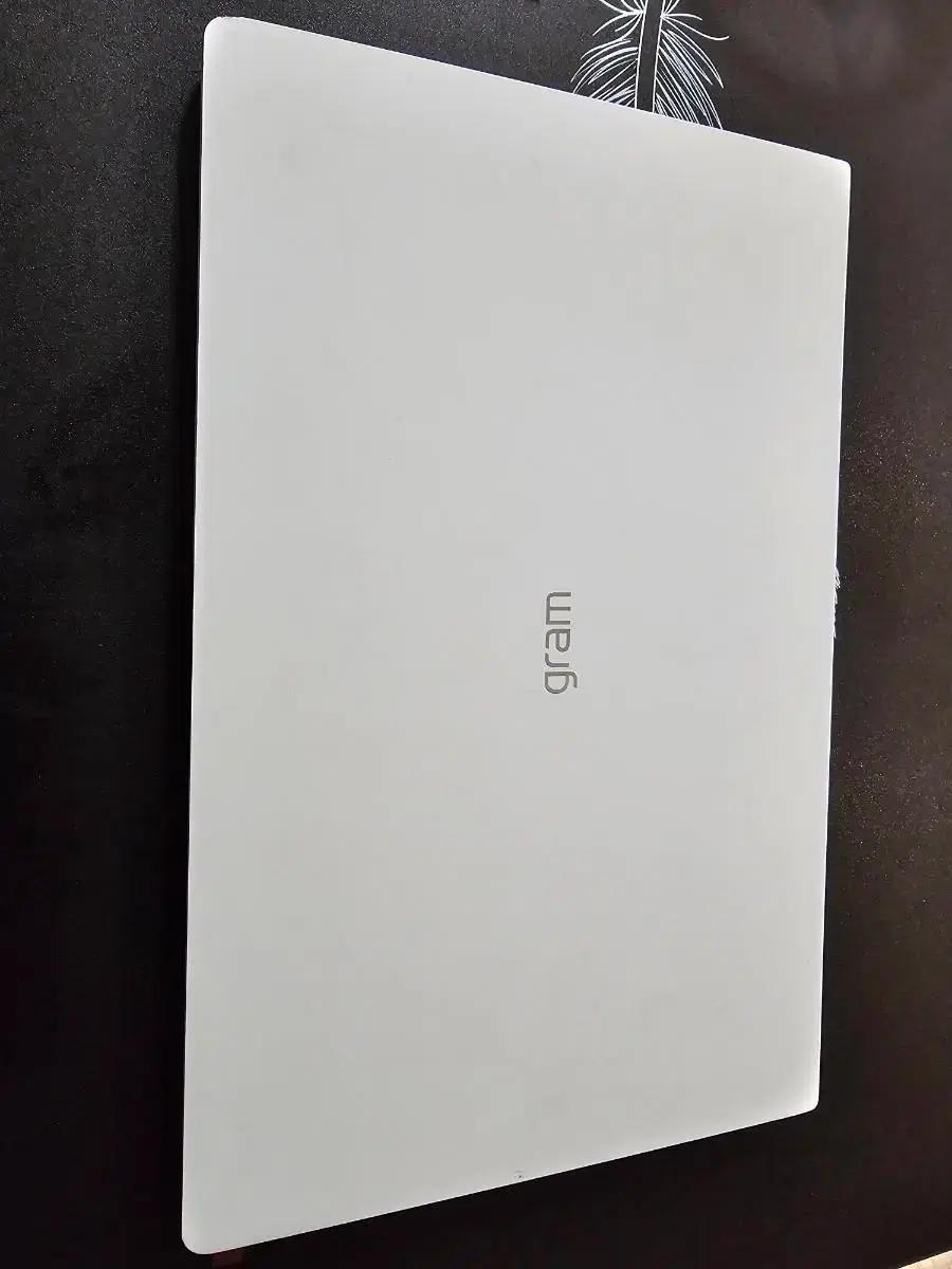 LG그램15인치 i5 8250u ssd 640g 램 DDR4 16GB