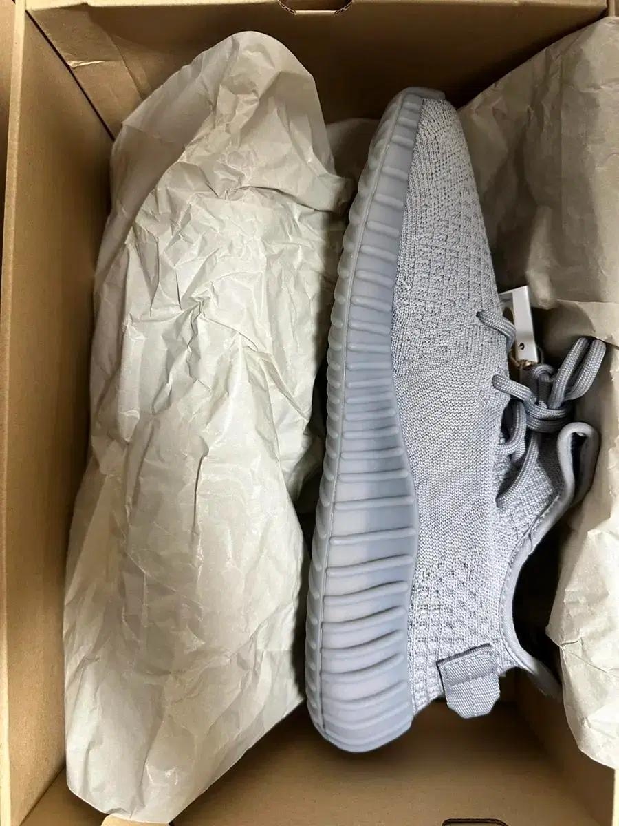 아디다스 이지 부스트 350 V2 스틸 그레이 270