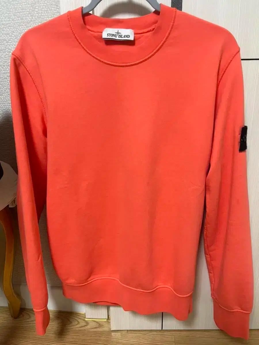 스톤아일랜드 맨투맨