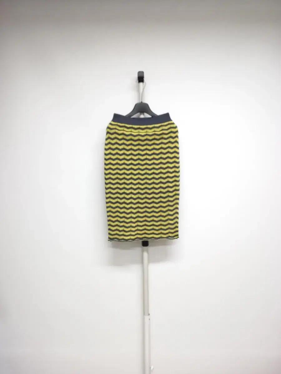 AIIER DE ALEXIS 제시뉴욕 니트아일렛 H라인 스커트 55