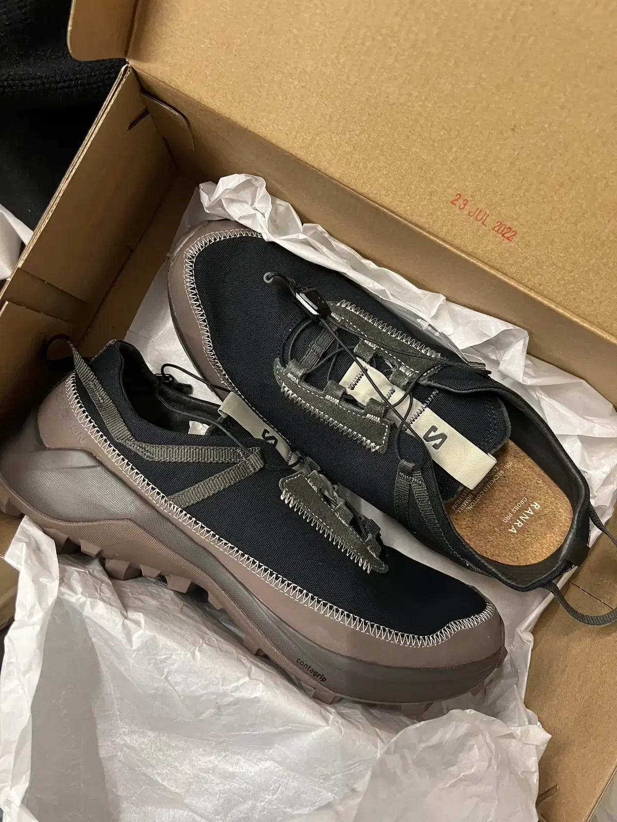 275 란라 살로몬 블랙 Ranra Salomon cross pro