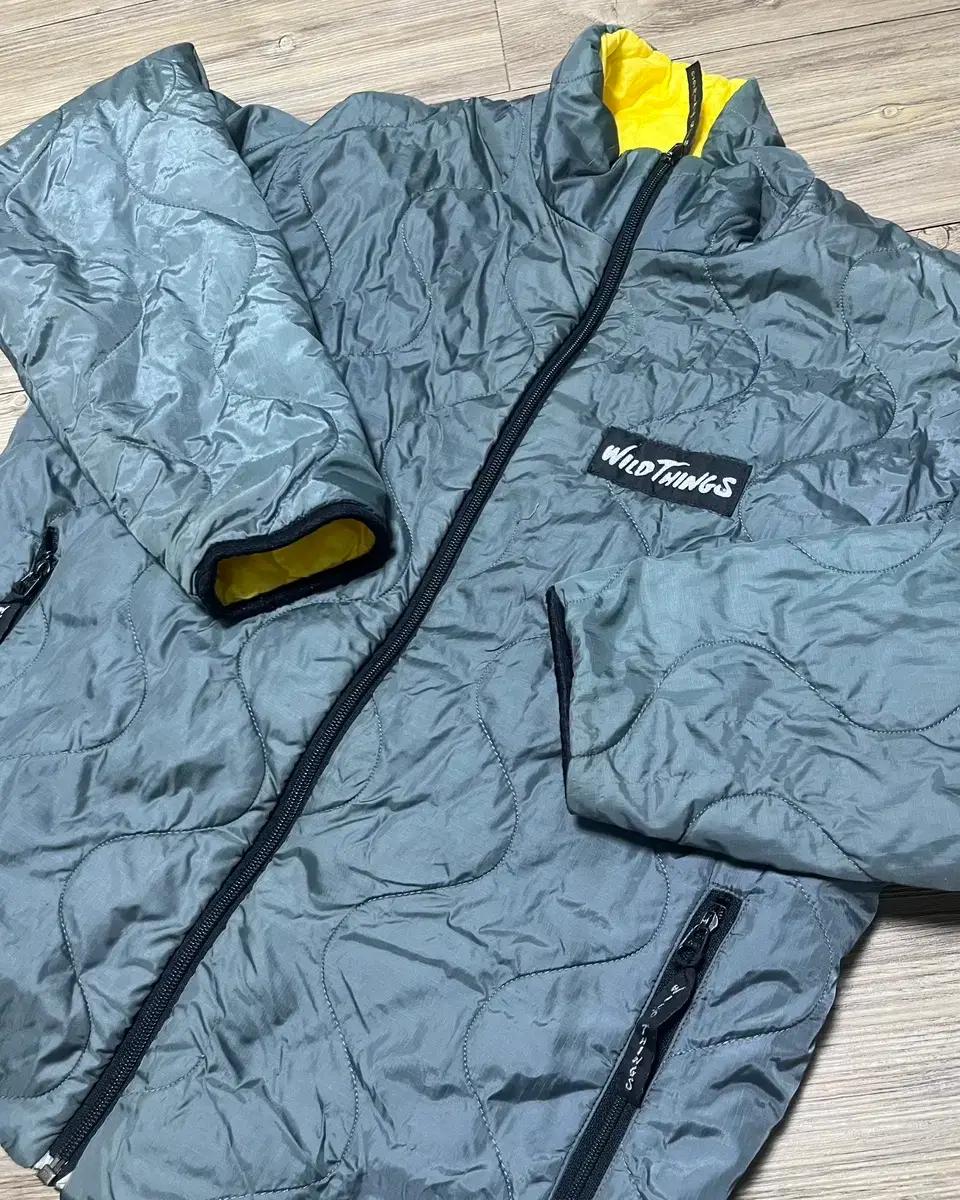 와일드 띵스 wild things usa 리버시블 나일론 퀄티드 자켓