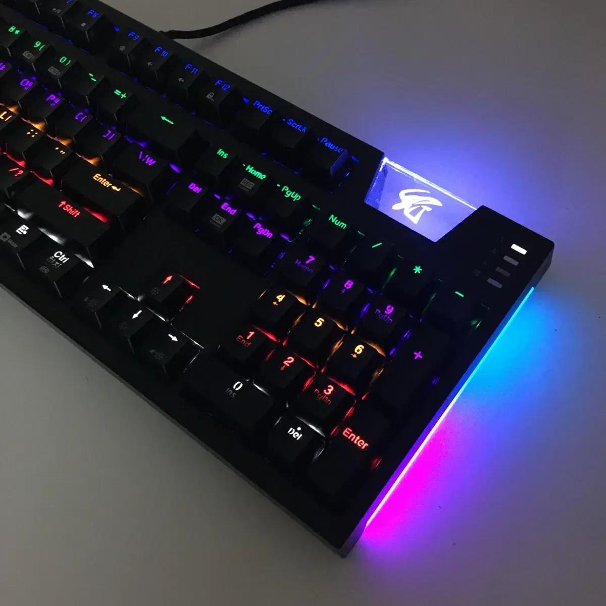 앱코해커 K660ARC 블랙 게이밍 광축 기계식 키보드