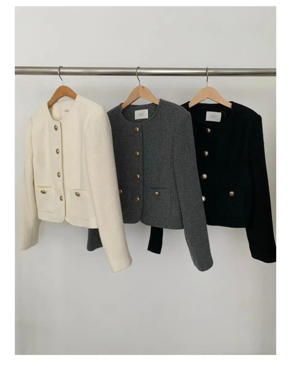 이너프 트위드자켓 블랙(라운드넥,세미크롭,금장단추,하객룩)