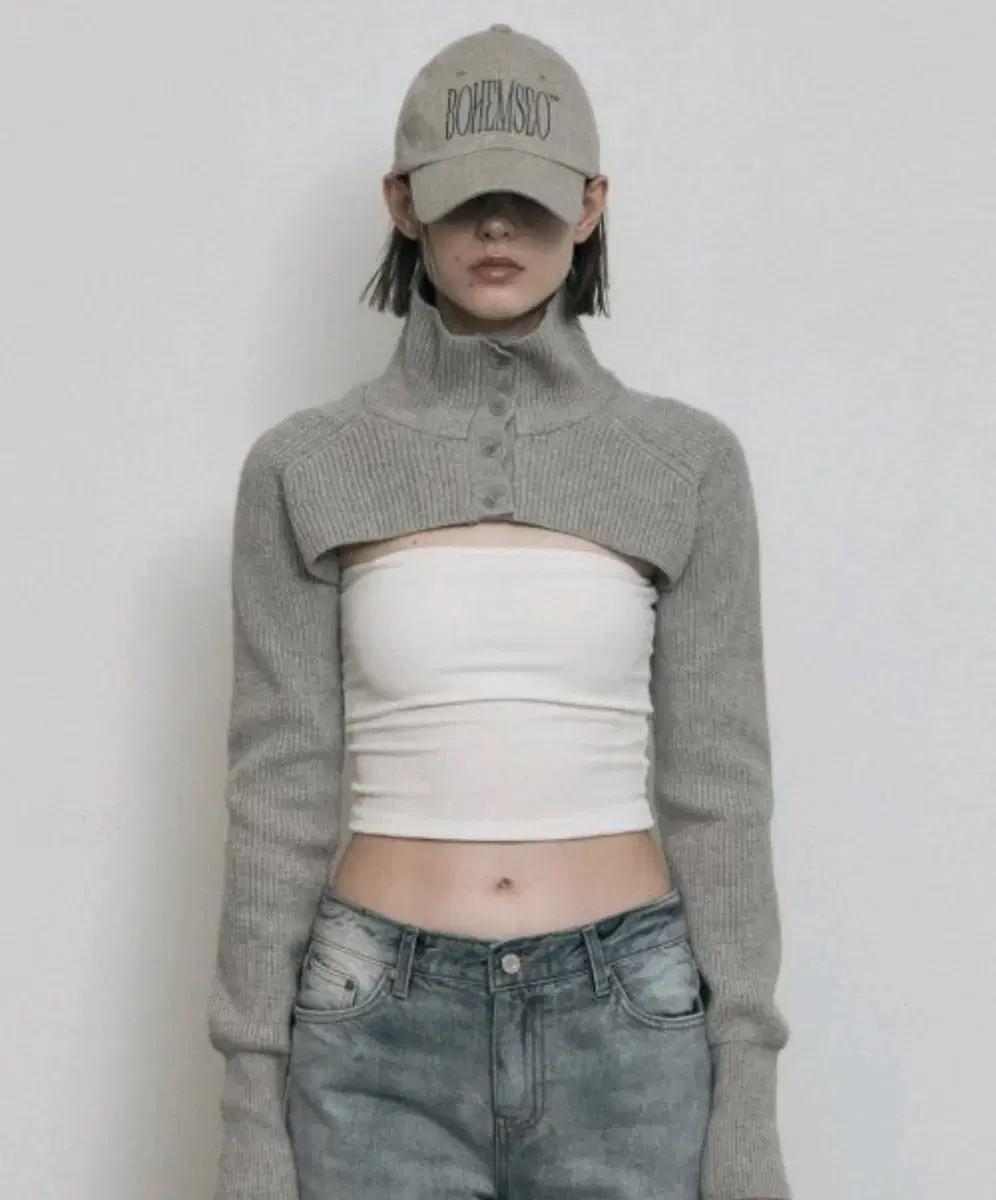 (새상품)보헤미안서울 하이넥 니트 볼레로 가디건 그레이