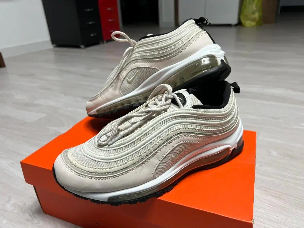 [260] 나이키 921733-007 에어맥스 97 팬텀