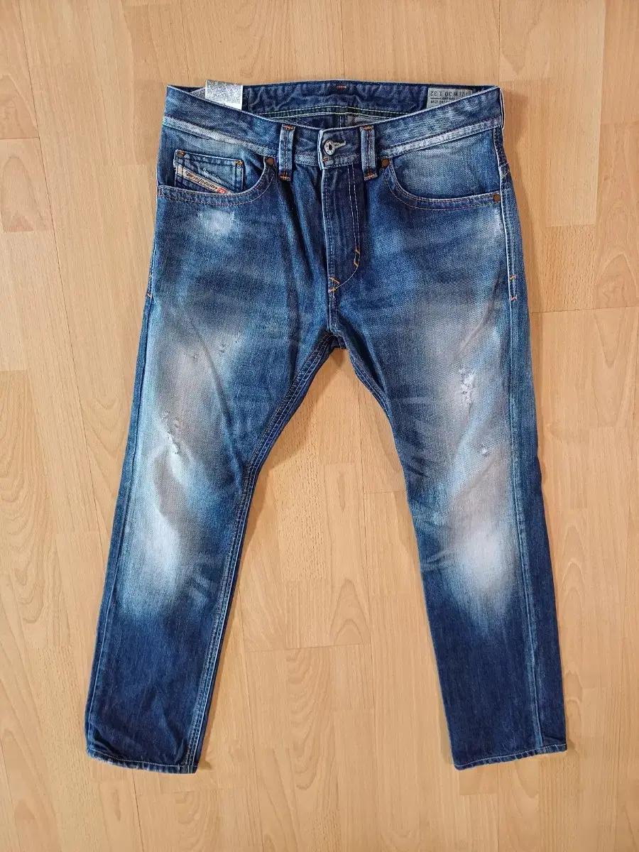 남성 디젤 THAVAR 데님 일자청바지 (31)