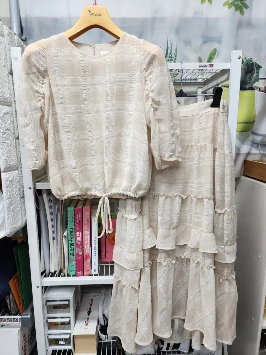 온앤온 20SS 쉬폰 체크 시스루 여성 블라우스 스커트 (55) WH78