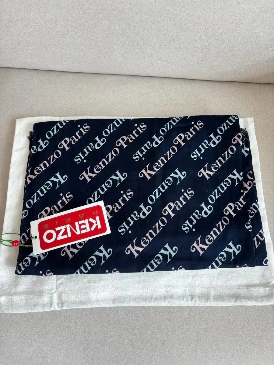 Kenzo Verdy 스카프 새상품