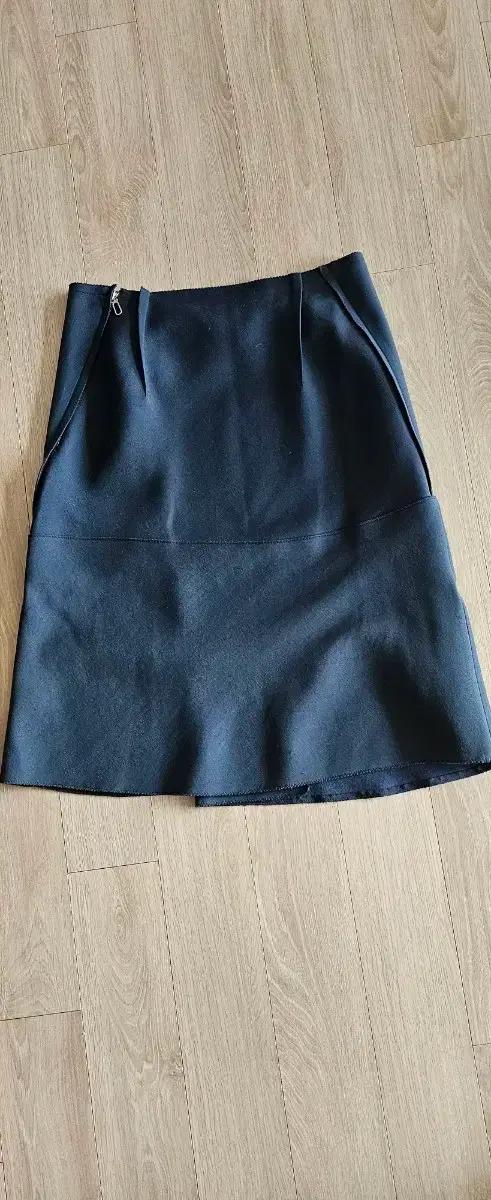 마인 여성미디스커트