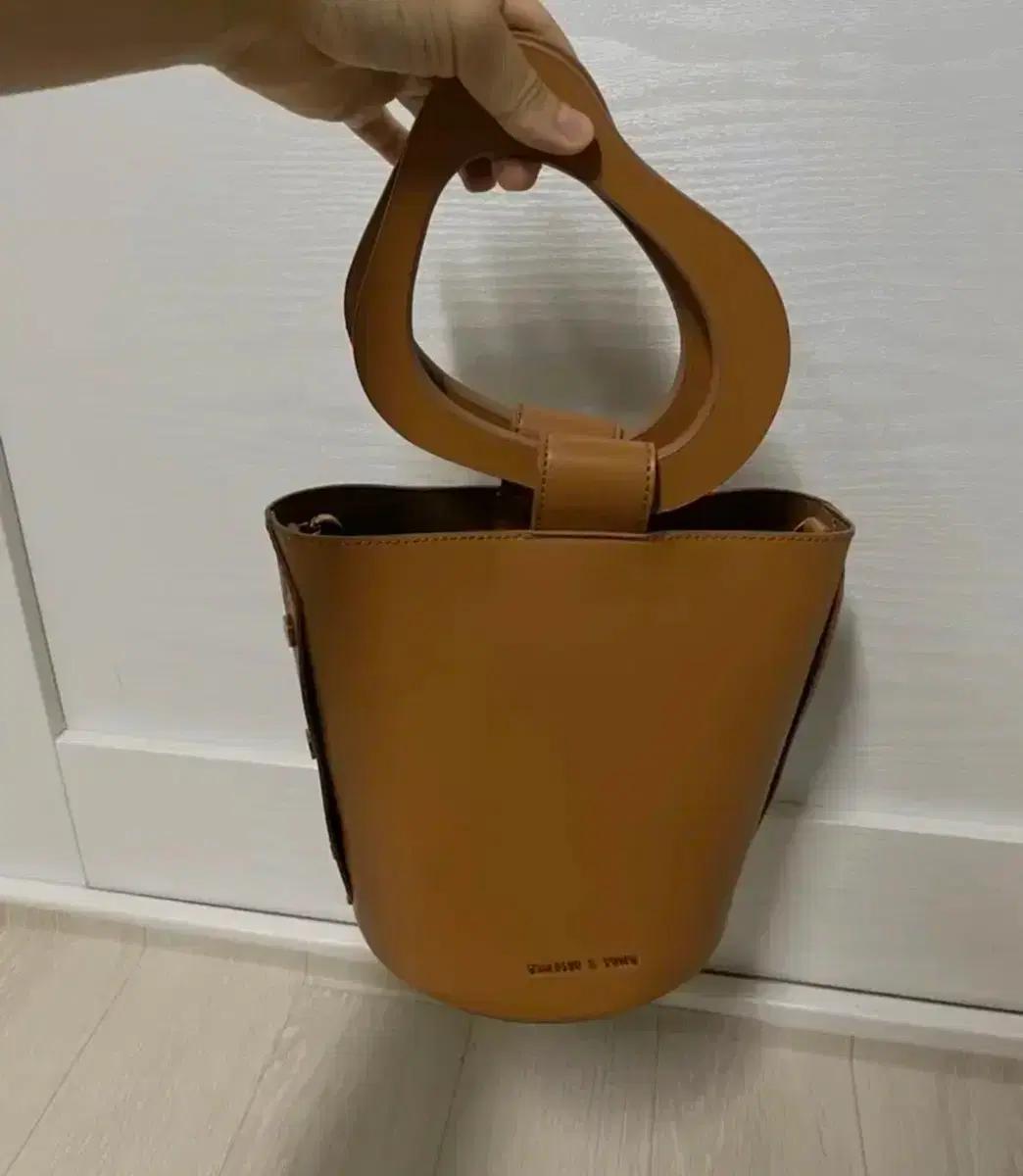 찰스앤키스 가방