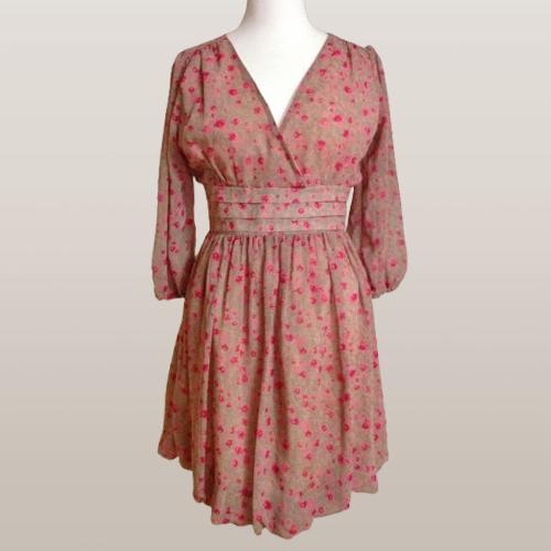 잔꽃무늬 볼륨 미니 원피스 / 여성 44-55사이즈 / 미착용