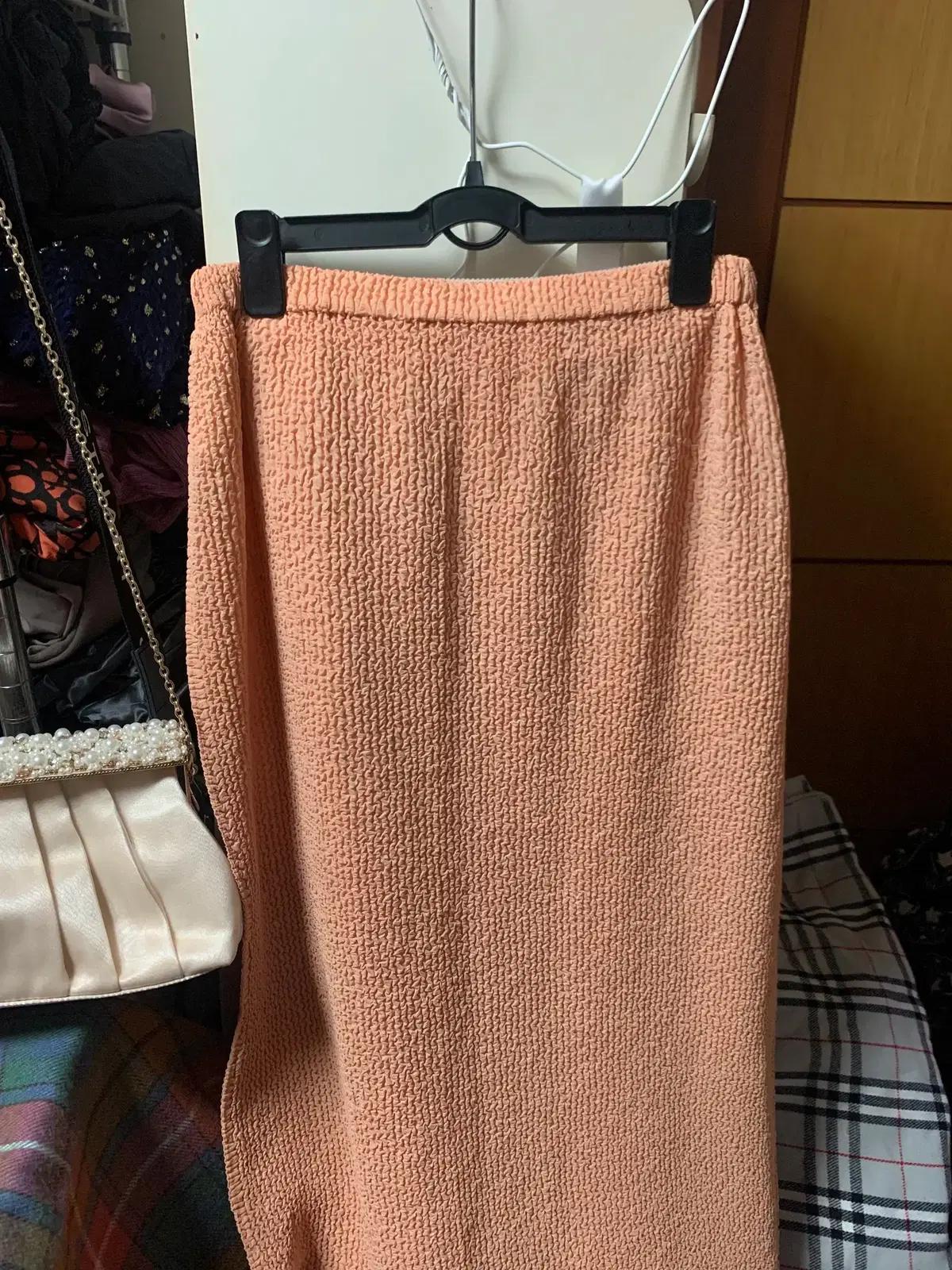 일본브랜드 플리츠 피치 스커트