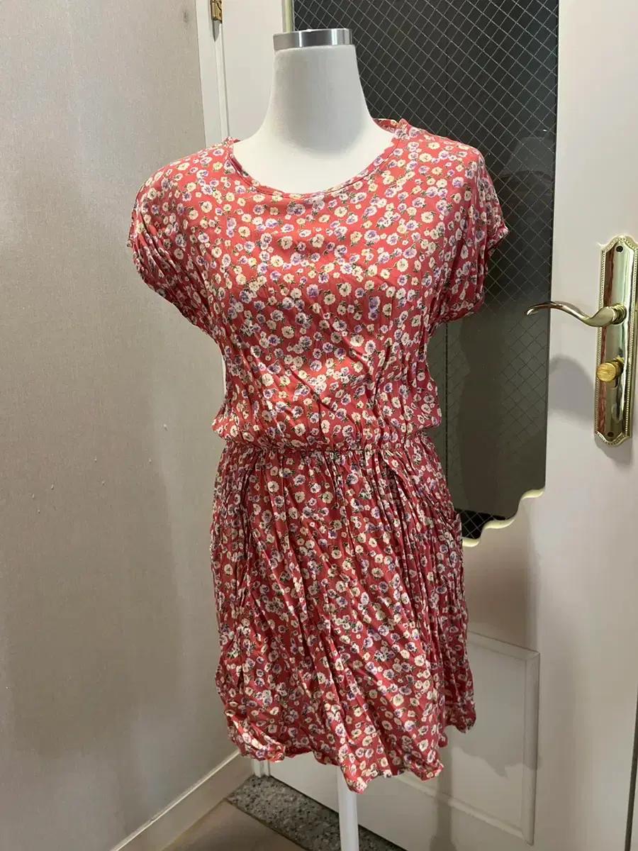 [원가3만새상품]시원한 여름 소재 코랄 꽃무늬 플라워 미니 원피스