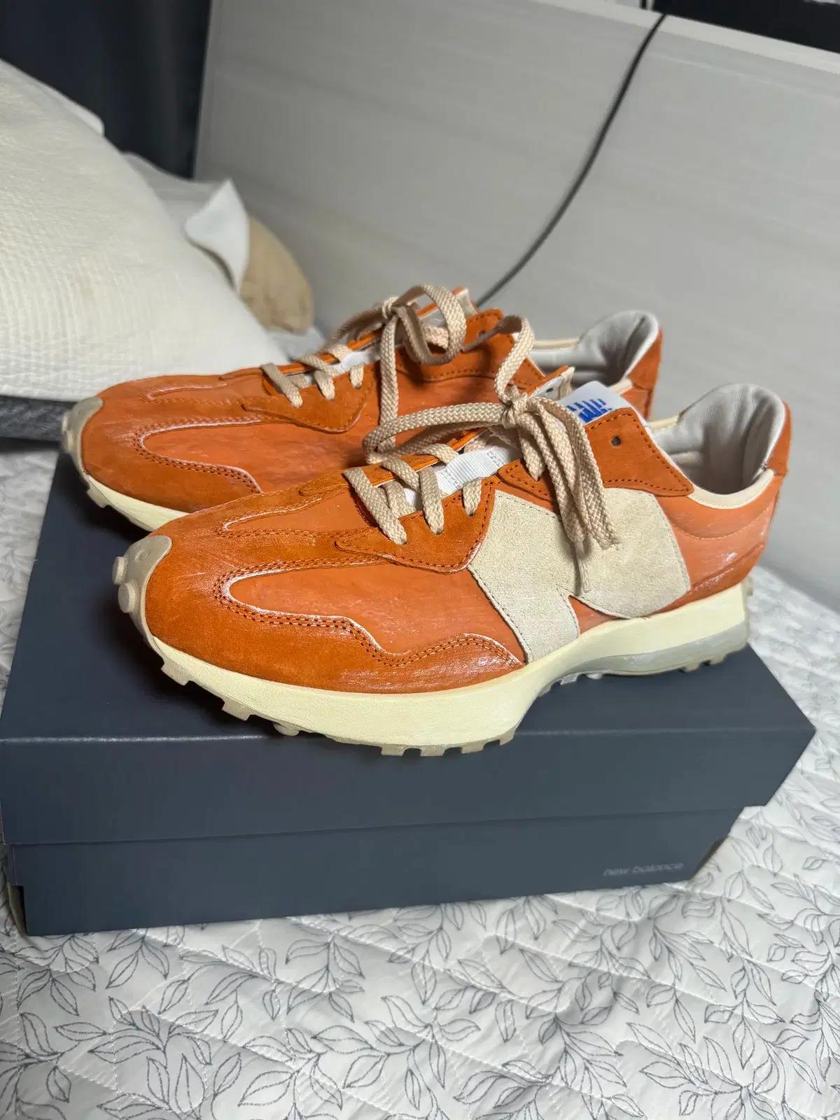 [300] 뉴발란스 327 빈티지 럭스 오렌지