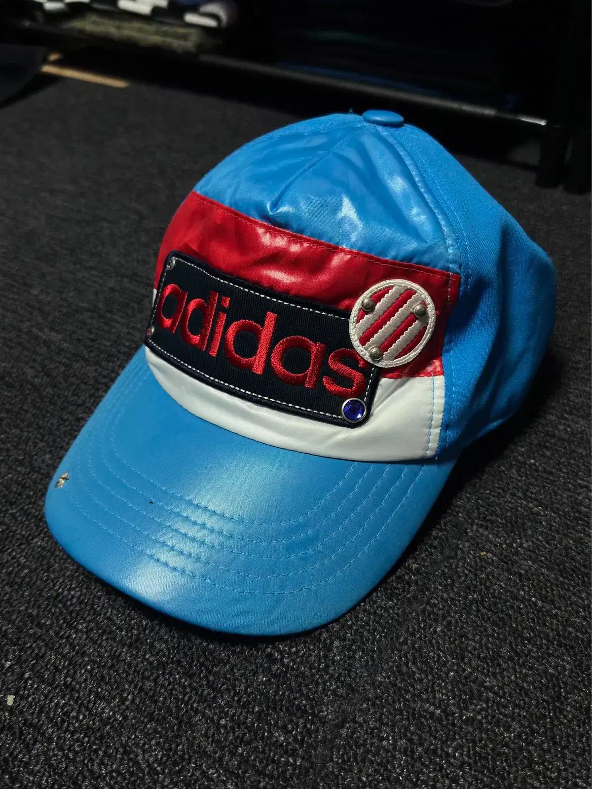 00s 아디다스 y2k 패딩 자수 볼캡 블루