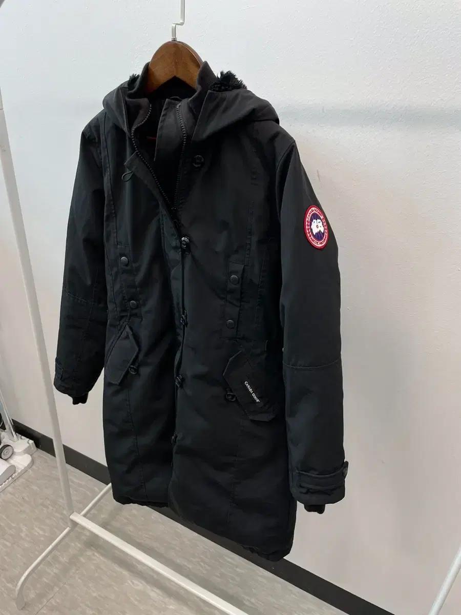 여) 캐나다구스 켄싱턴 다운파카