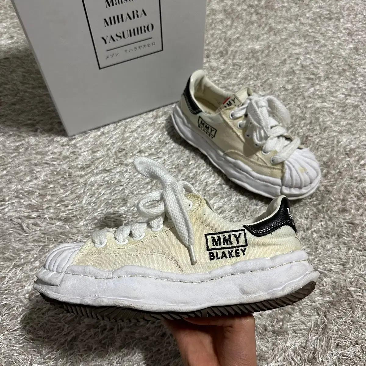 [리오브] 메종 미하라 야스히로 블레이키 OG 솔 캔버스 로우탑 스니커즈