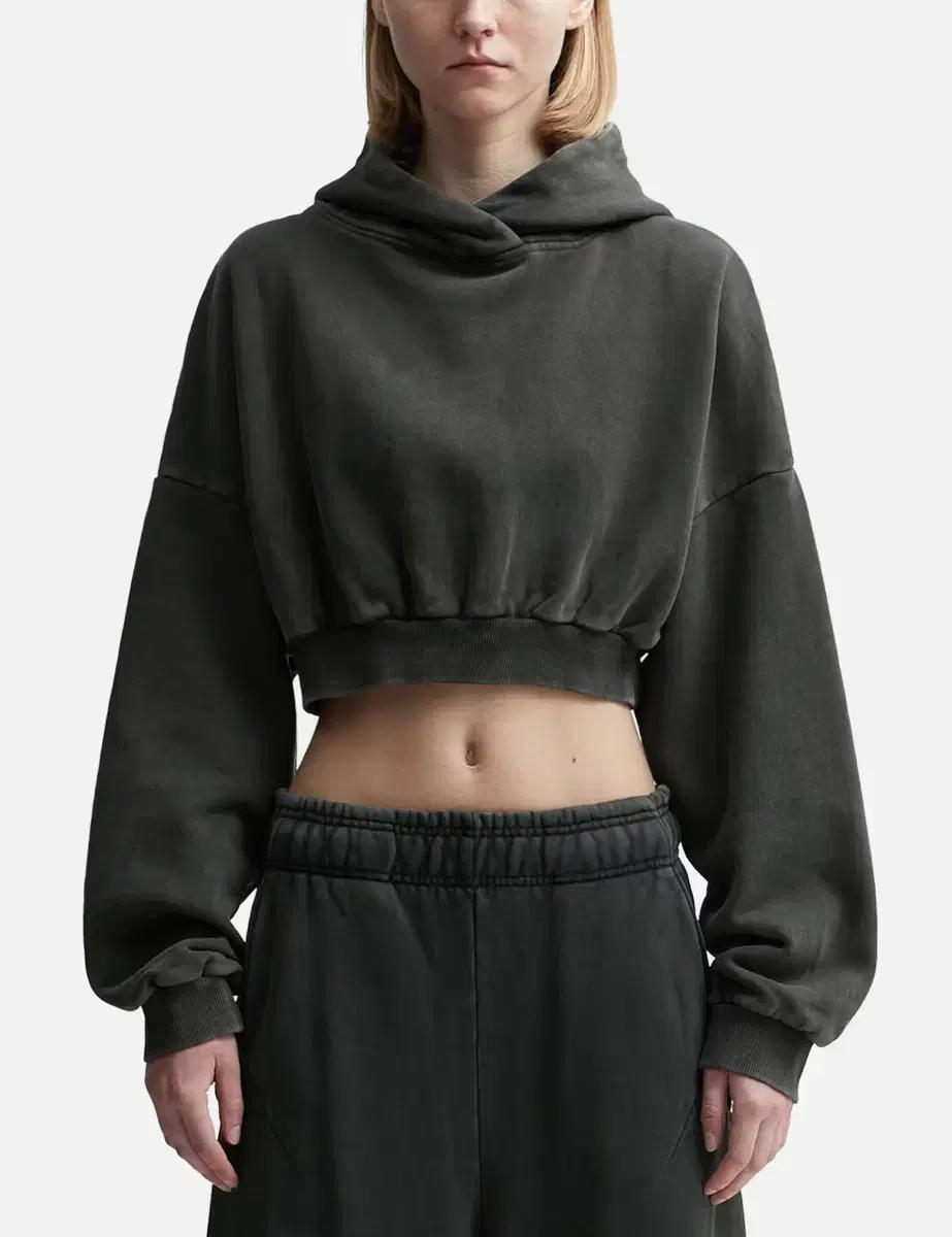 entire studios 엔타이어스튜디오 크롭후드 워시드블랙