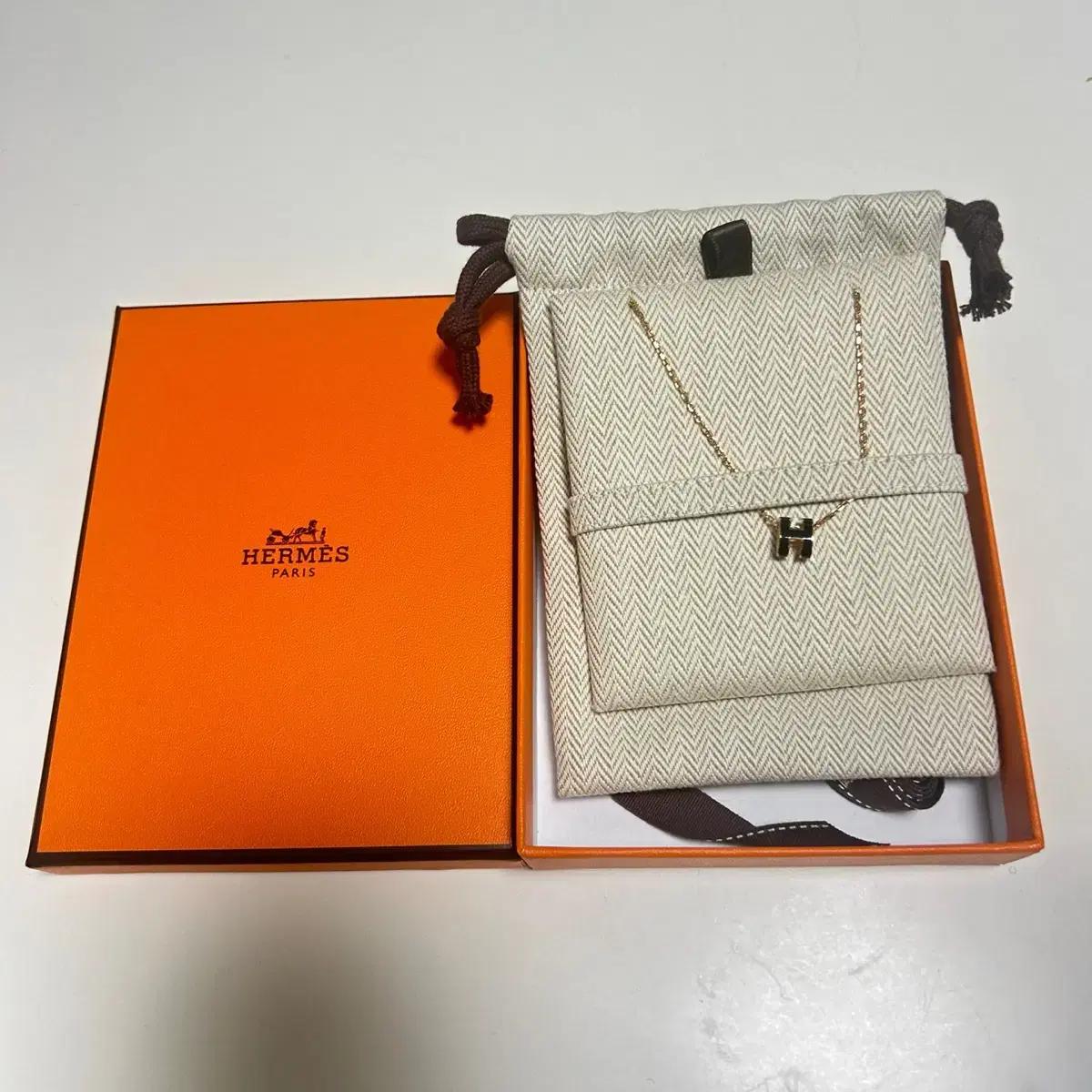 [새상품] 에르메스 미니 팝아슈 로즈골드 블랙 H147992FO03